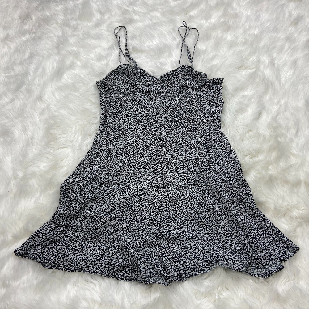 Cute white & black floral dress